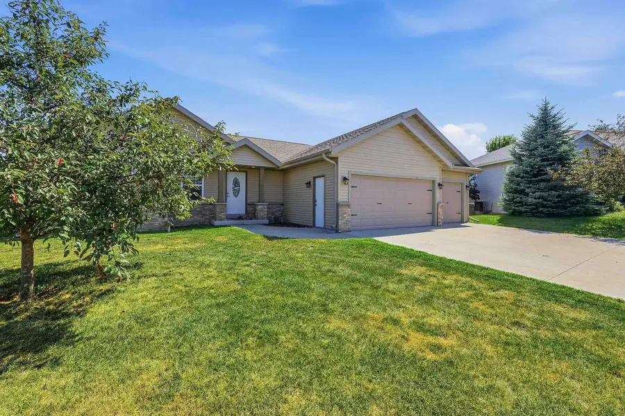 105 Honeycrisp Drive, Beaver Dam, WI 53916 - #2