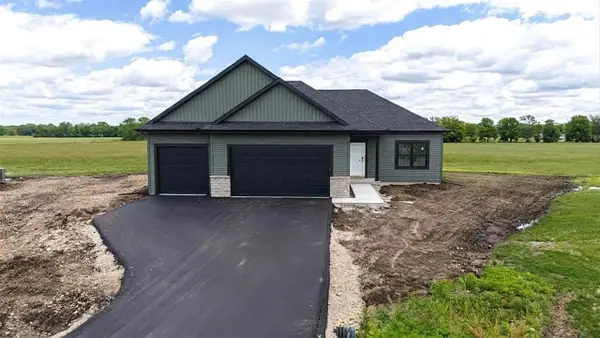 1960 Sequoia Drive, Janesville, WI 53545