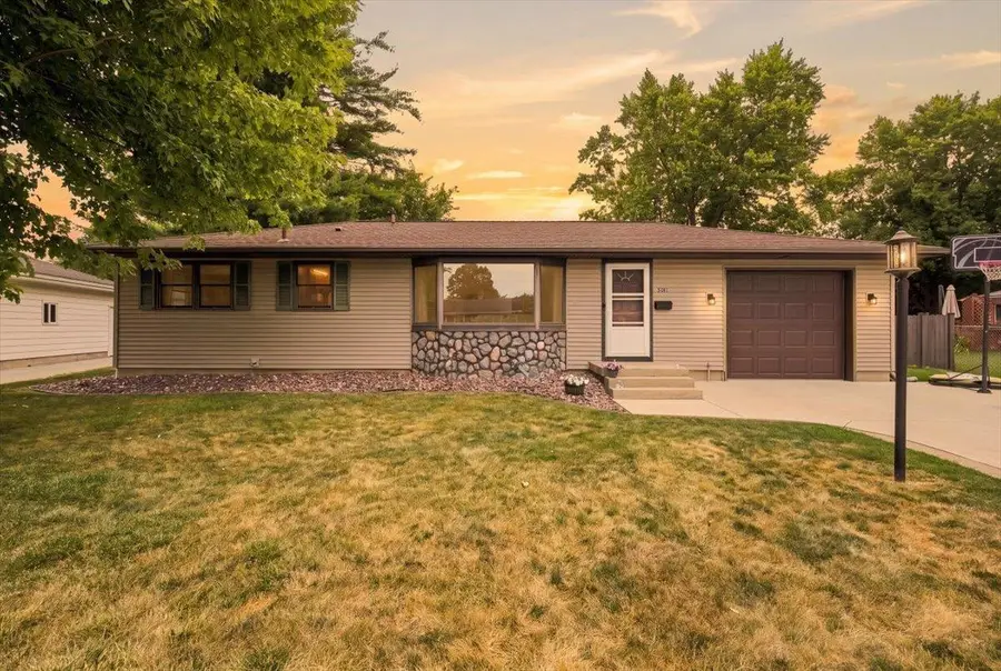 350 E Kohler Street, Sun Prairie, WI 53590 - #2
