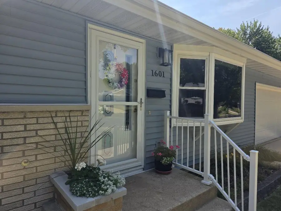 1601 Ellen Avenue, Madison, WI 53716 - #2