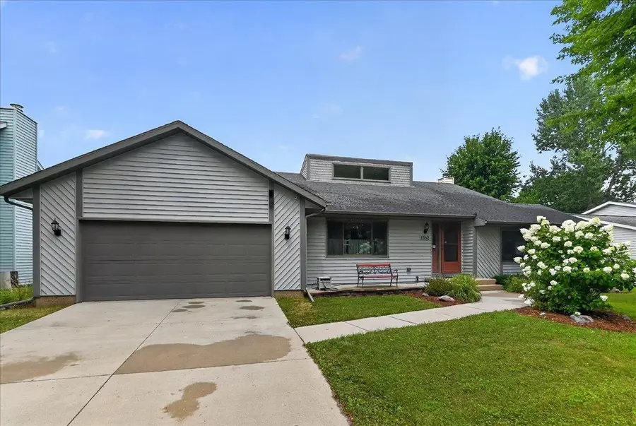 1562 Kuhle Drive, Sun Prairie, WI 53590 - #2