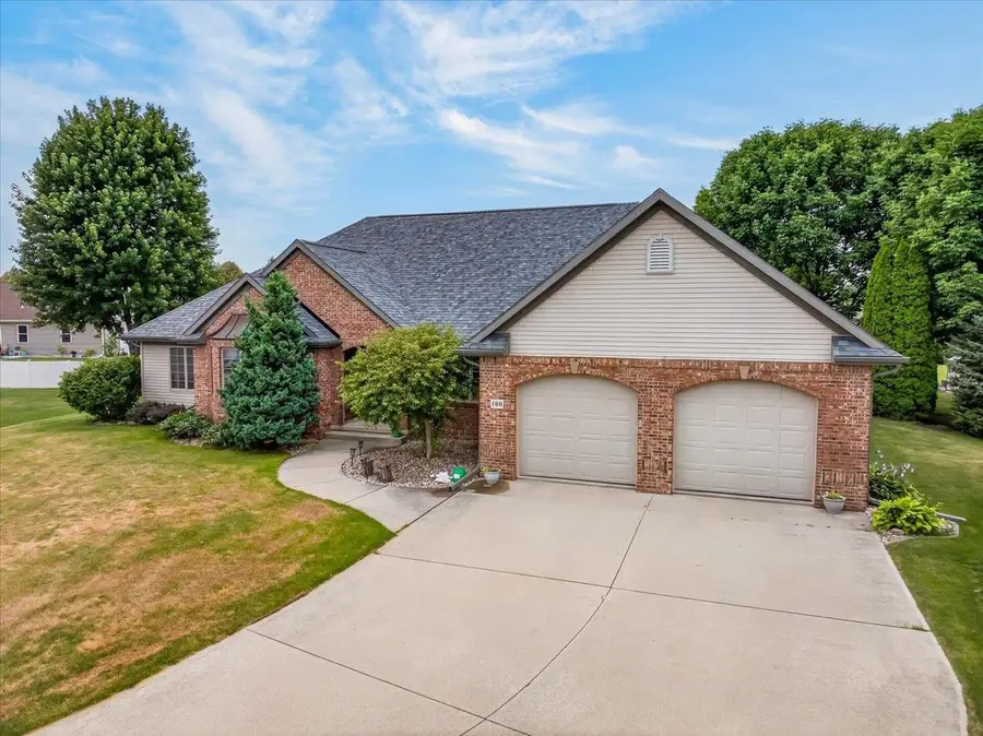 100 Stonehaven Circle, Beaver Dam, WI 53916 - #3