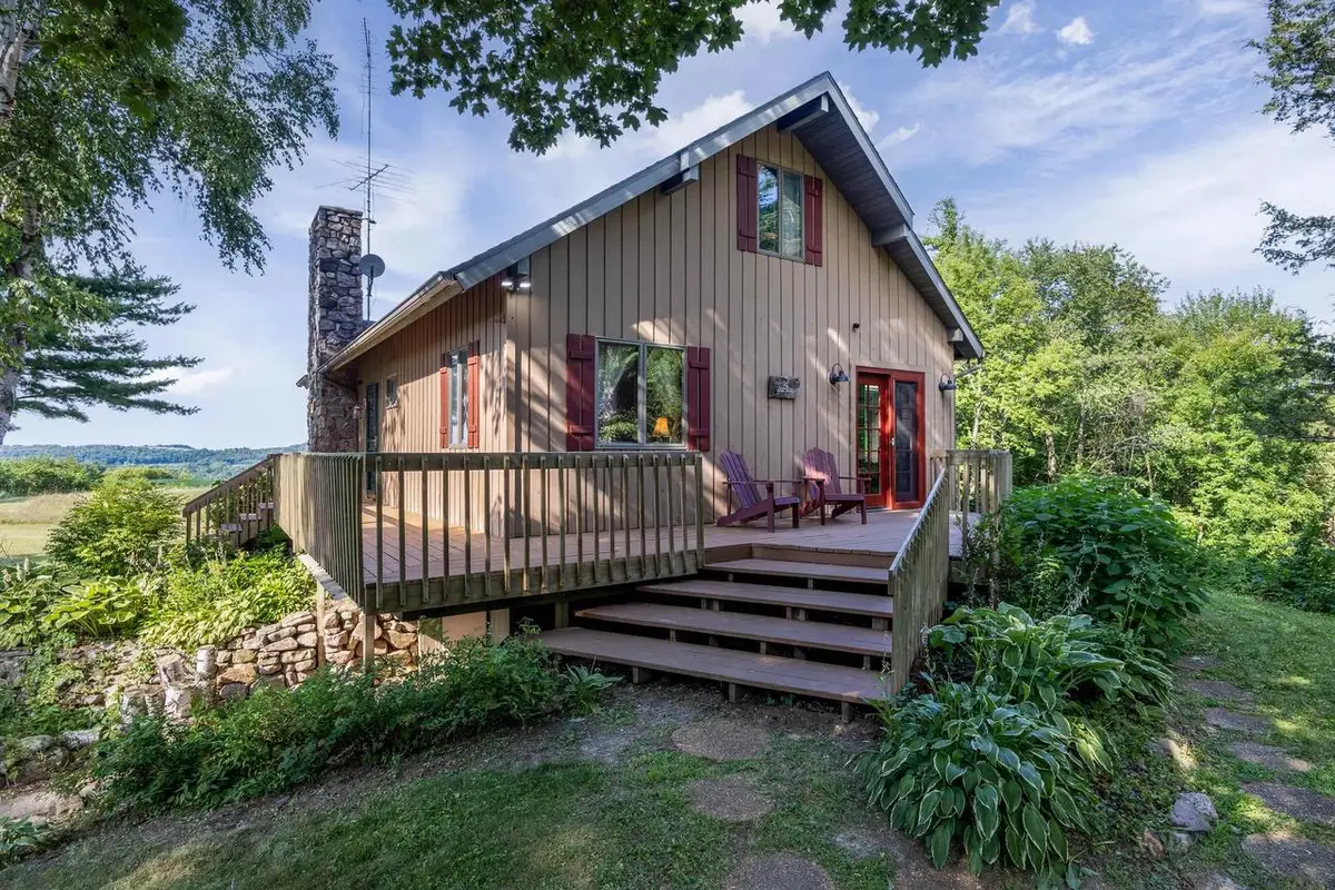 S5050 Durwards Glen Road, Baraboo, WI 53913 - #1
