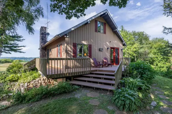 S5050 Durwards Glen Road, Baraboo, WI 53913