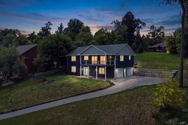 665 Pyrite Road, Platteville, WI 53813
