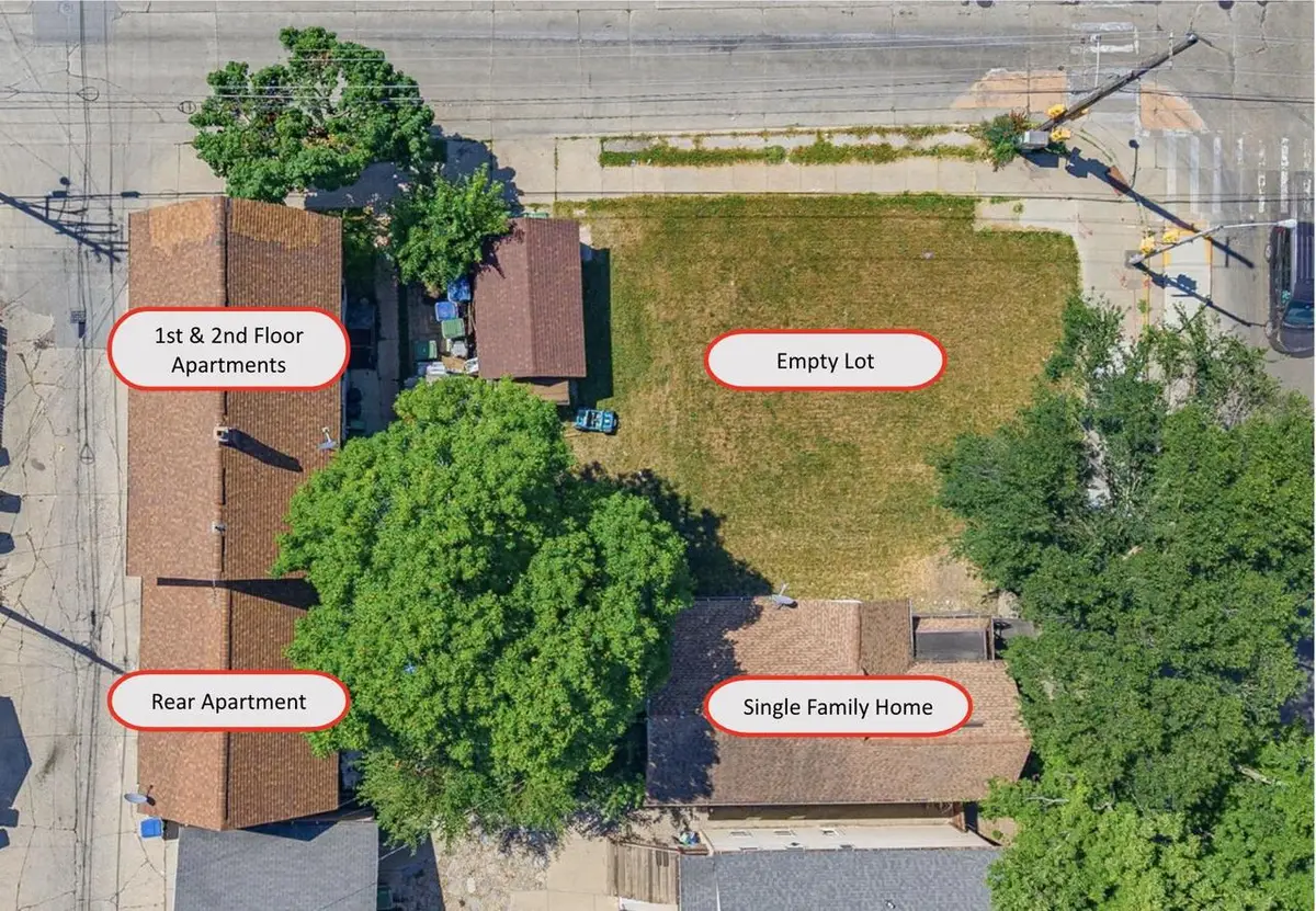 1222 W Cleveland Avenue, Milwaukee, WI 53215 - #1