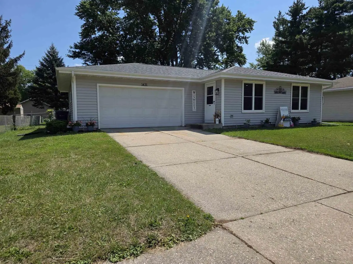 1431 S Chatham Street, Janesville, WI 53546 - #1