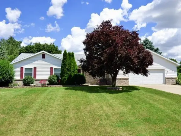 1525 E Williams Drive, Beloit, WI 53511