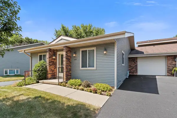 424 S Lexington Parkway, Deforest, WI 53532
