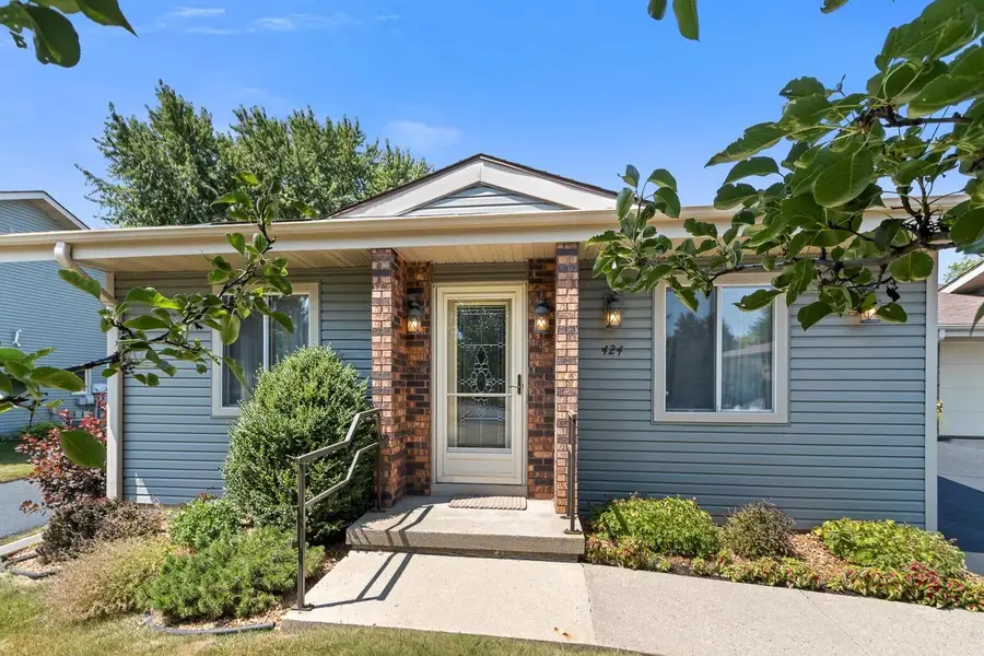 424 S Lexington Parkway, Deforest, WI 53532 - #2