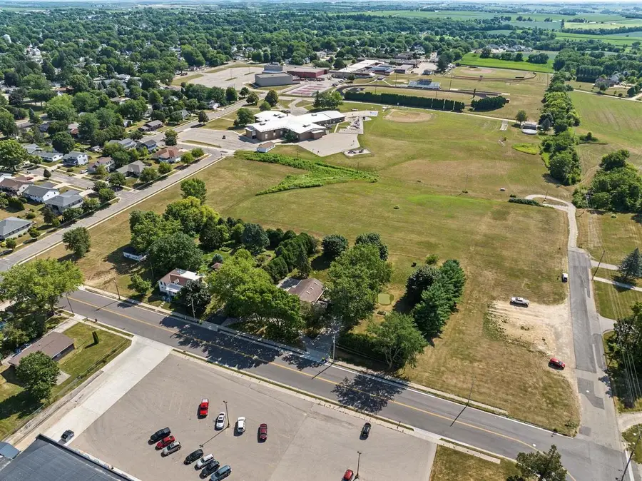 2918 11th Avenue, Monroe, WI 53566 - #2