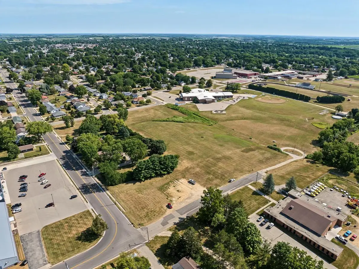 5 Ac 30th Street, Monroe, WI 53566 - #1