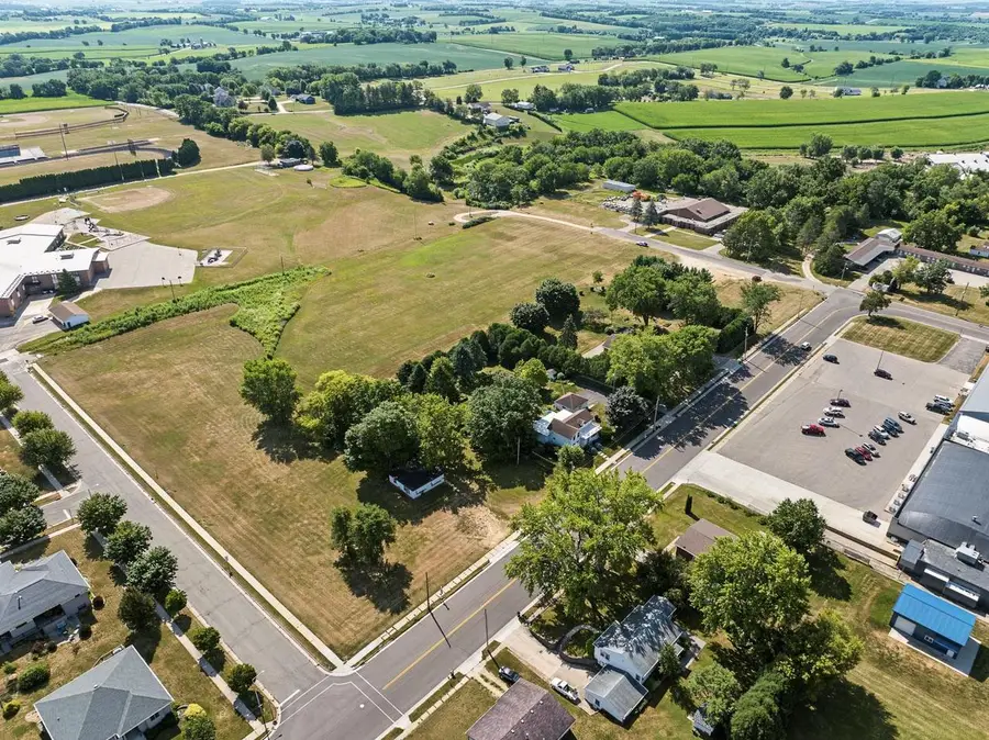 5 Ac 30th Street, Monroe, WI 53566 - #2