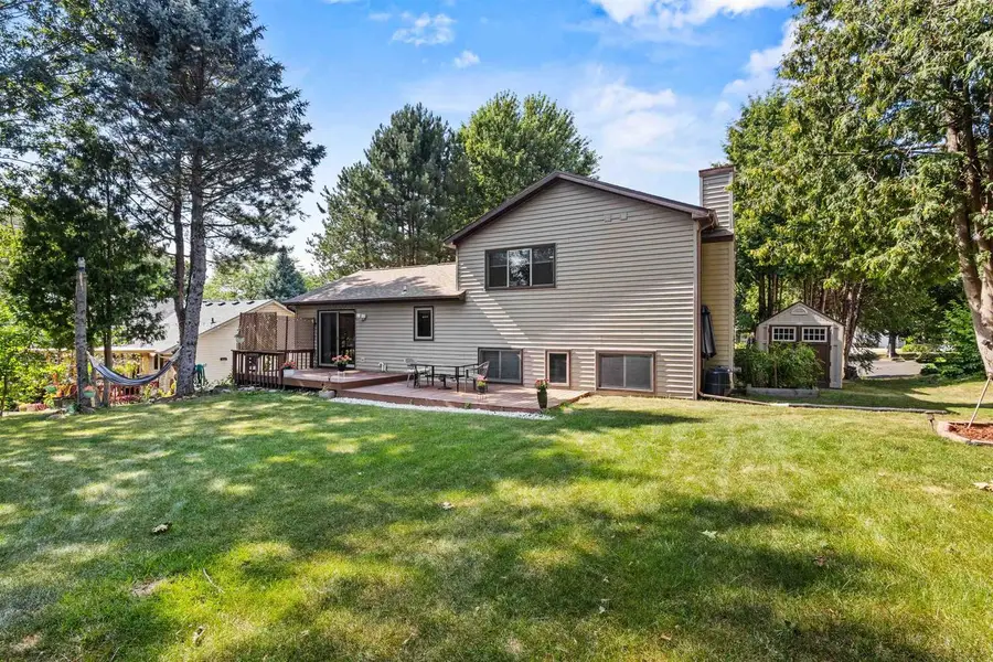 5 Waywood Circle, Madison, WI 53704 - #3