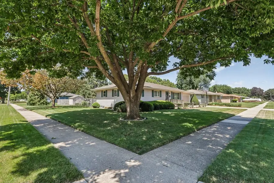 1005 N Sumac Drive, Janesville, WI 53545 - #3
