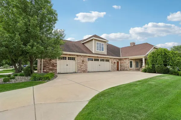 1616 Bellewood Drive, Waunakee, WI 53597