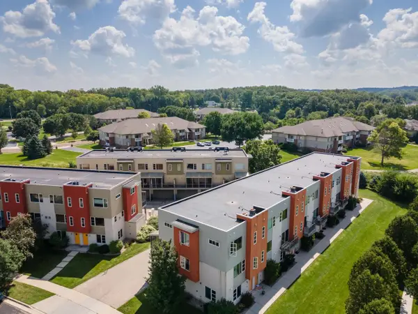 5637 Brendan Avenue #5637, Fitchburg, WI 53711