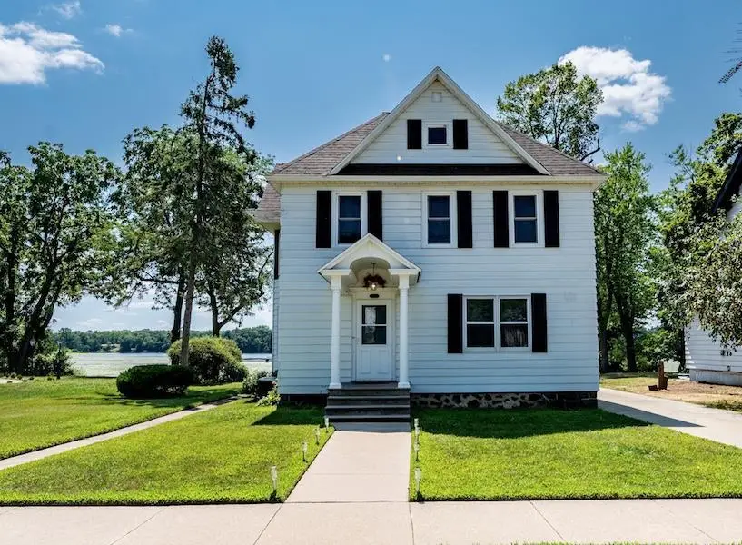 280 Lake Avenue, Montello, WI 53949 - #1
