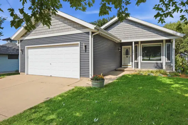 301 Prairie Grass Trail, Deforest, WI 53532