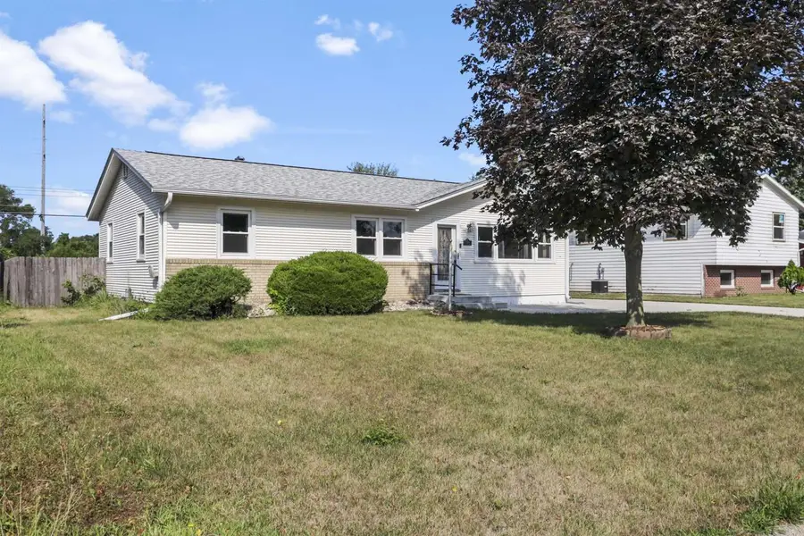 2348 Pioneer Drive, Beloit, WI 53511 - #2