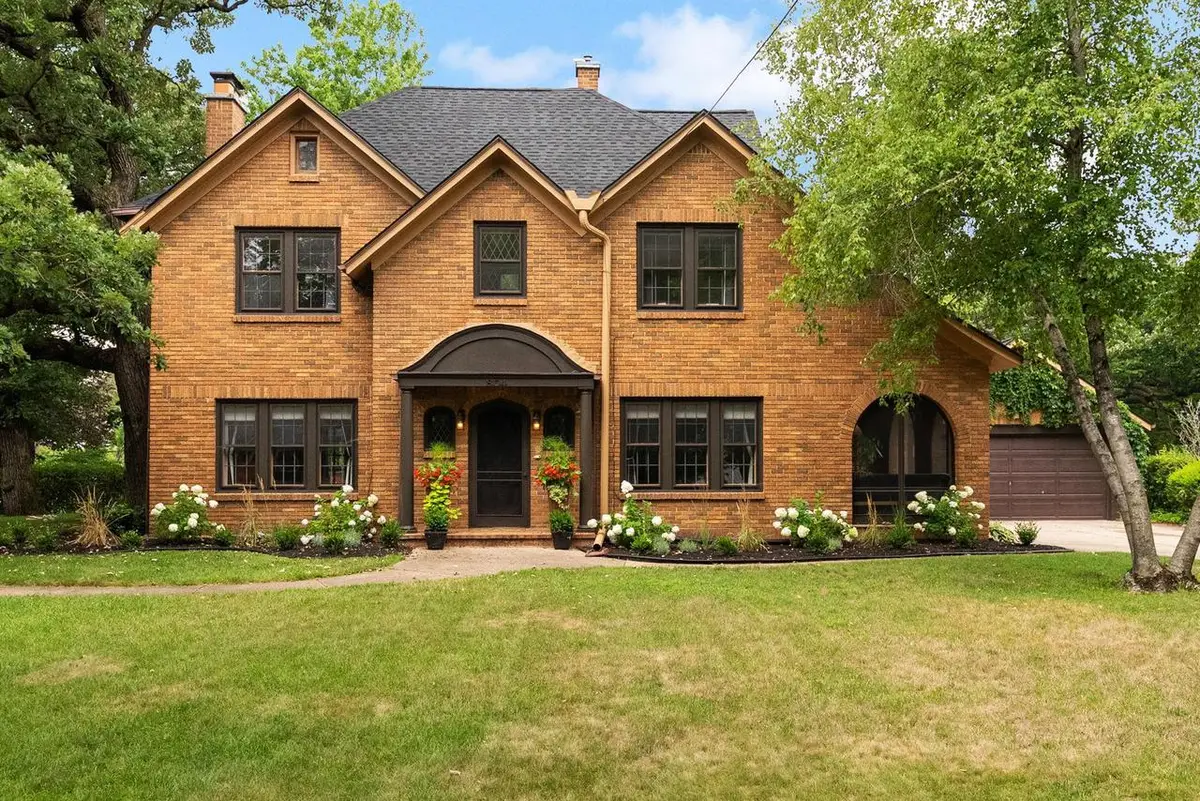 804 Milwaukee Road, Beloit, WI 53511 - #1