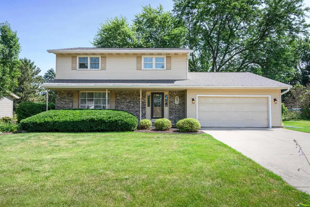 491 Summit Avenue, Sun Prairie, WI 53590 - #1