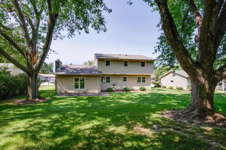 491 Summit Avenue, Sun Prairie, WI 53590 - #3