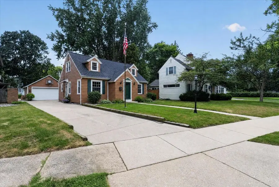 1026 Glen Street, Janesville, WI 53545 - #2