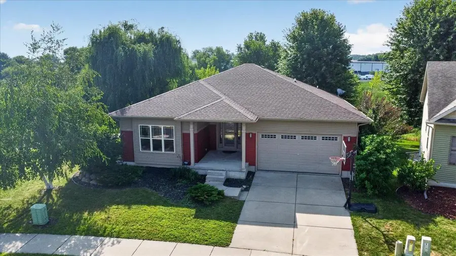 8927 Sunstone Lane, Middleton, WI 53562 - #2