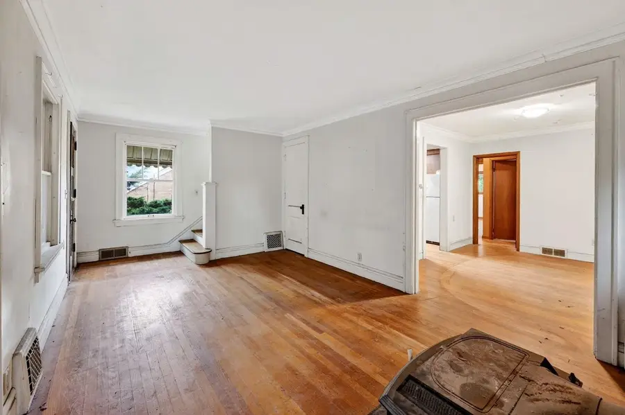 614 Emerson Street, Madison, WI 53715 - #2