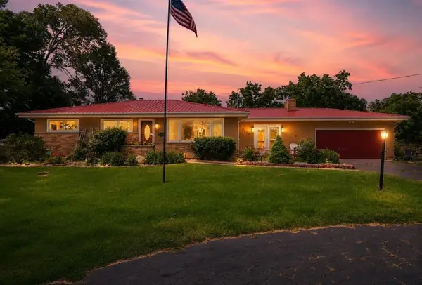2400 W Avalon Road, Janesville, WI 53546