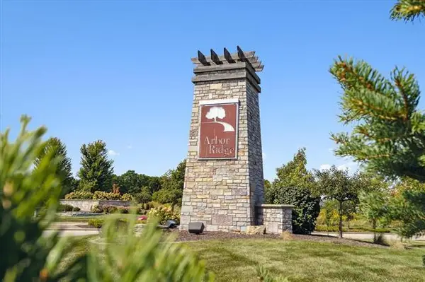 2863 Arbor Ridge Way, Janesville, WI 53548