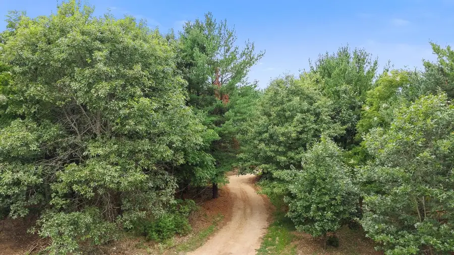 181 Carriage Road, Montello, WI 53949 - #2