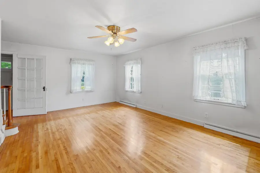 742 Lincoln Street, Ripon, WI 54971 - #3