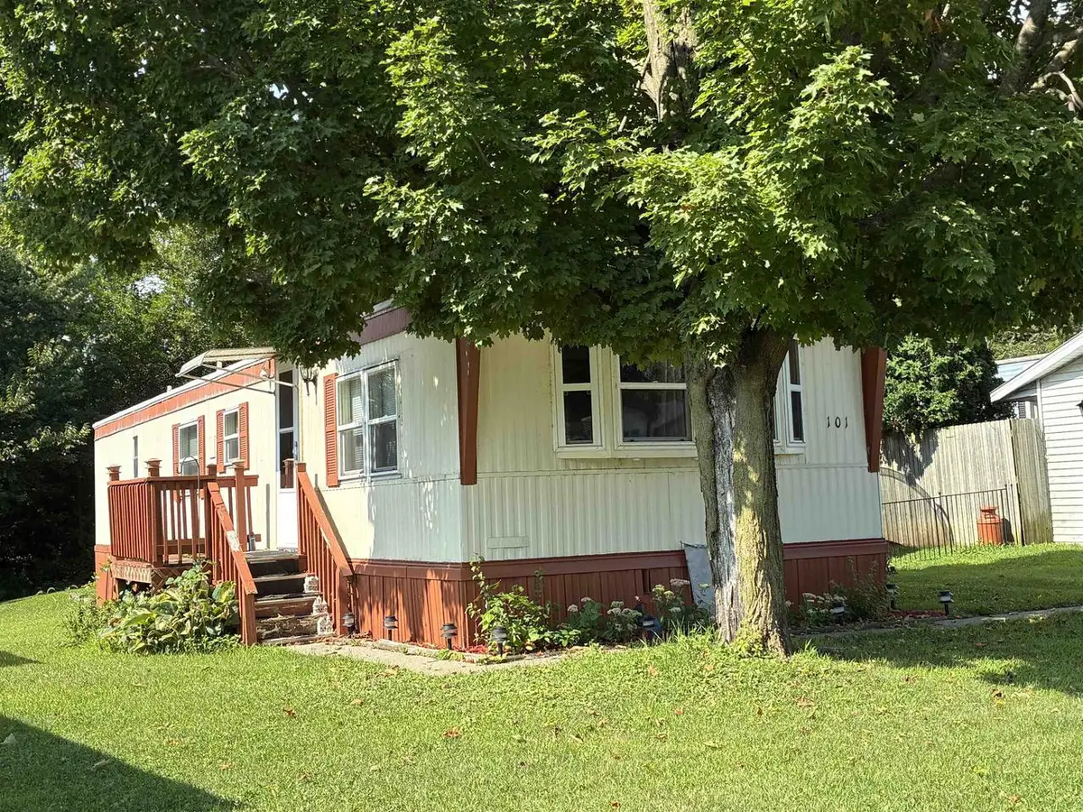 101 Falling Creek Drive #101, Janesville, WI 53548 - #1