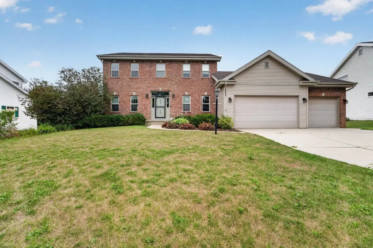 5685 Kinsale Drive, Fitchburg, WI 53711 - #1