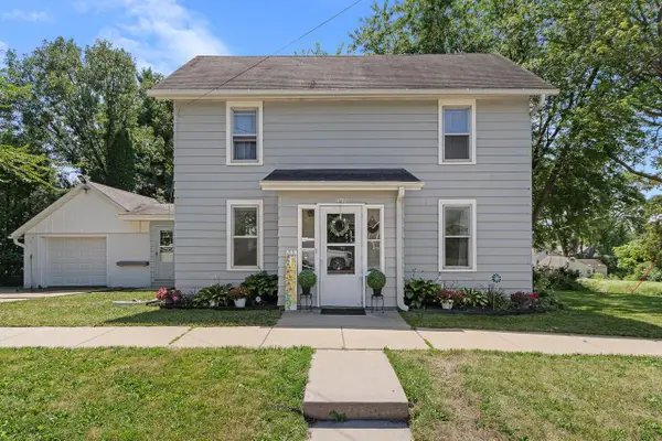 401 Columbia Avenue, Deforest, WI 53532