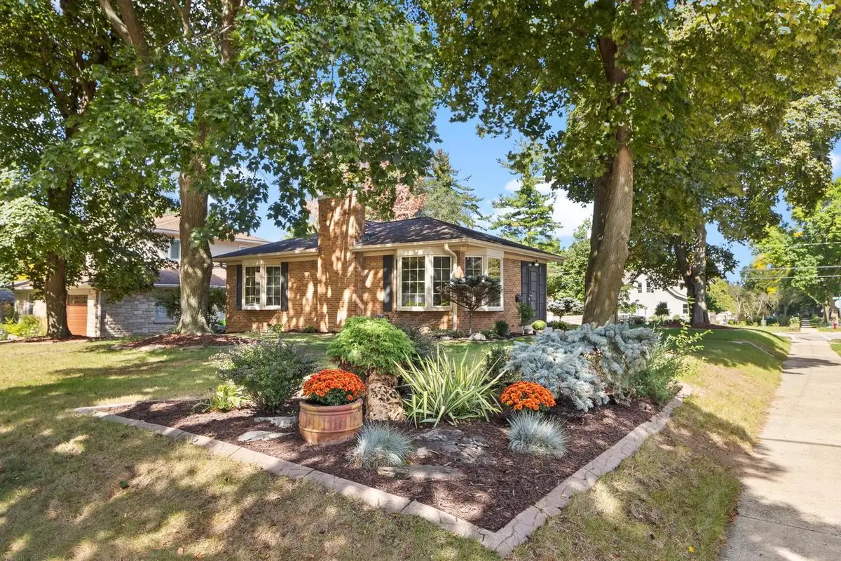 402 S Owen Drive, Madison, WI 53711 - #1