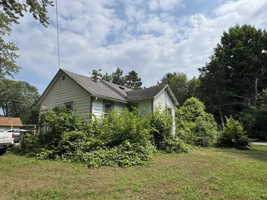 367 E Centre Street, Beloit, WI 53511 - #3