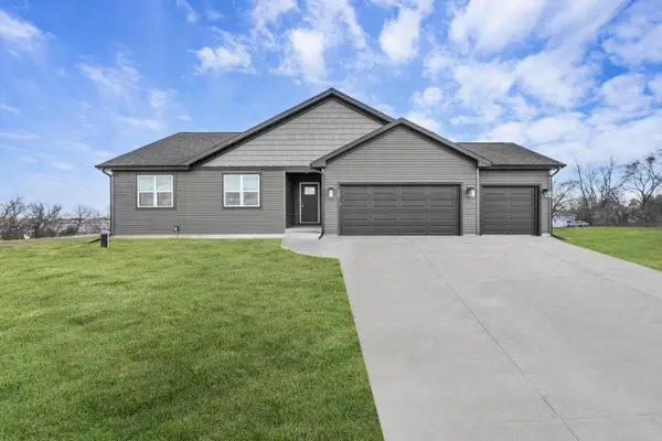 10438 Stone Barn Drive, Milton, WI 53563
