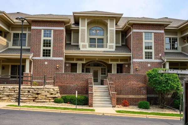 9002 Hawks Reserve Lane #201, Verona, WI 53593