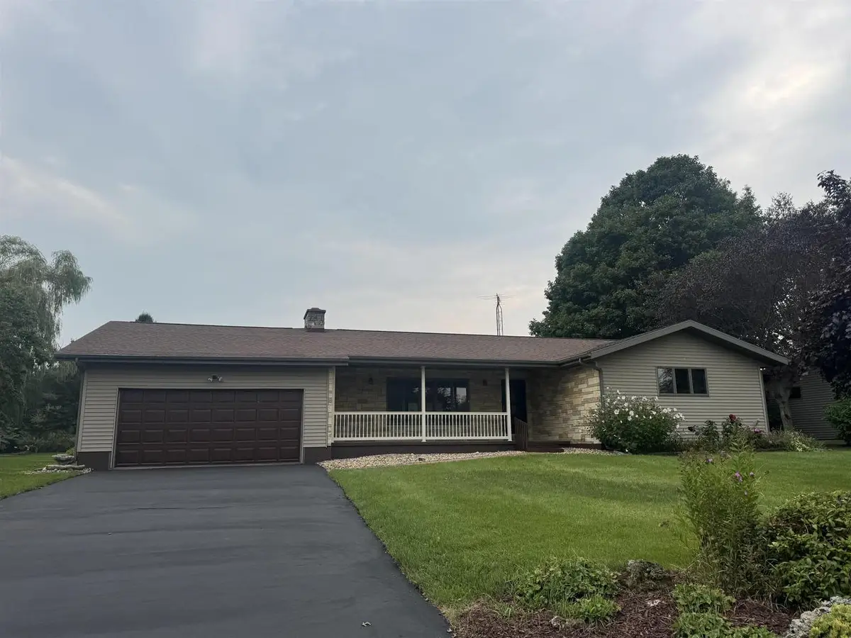 119 Grand Street, Highland, WI 53543 - #1