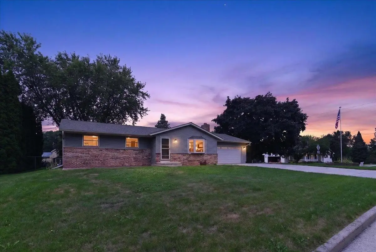500 Hank's Hollow Trail, Deforest, WI 53532 - #1