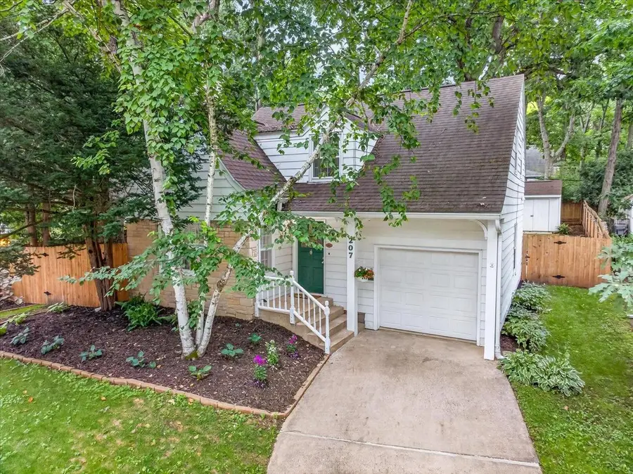 207 S Owen Drive, Madison, WI 53705 - #2
