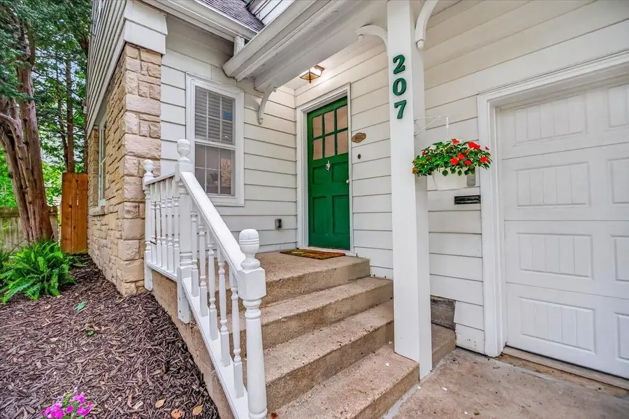 207 S Owen Drive, Madison, WI 53705 - #3