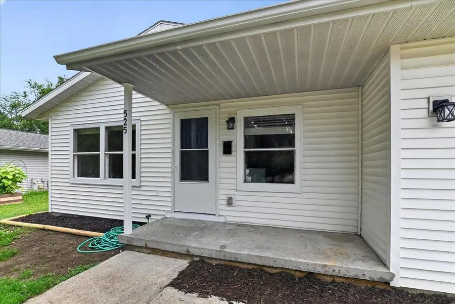 525 Berry Street, Stoughton, WI 53589 - #3