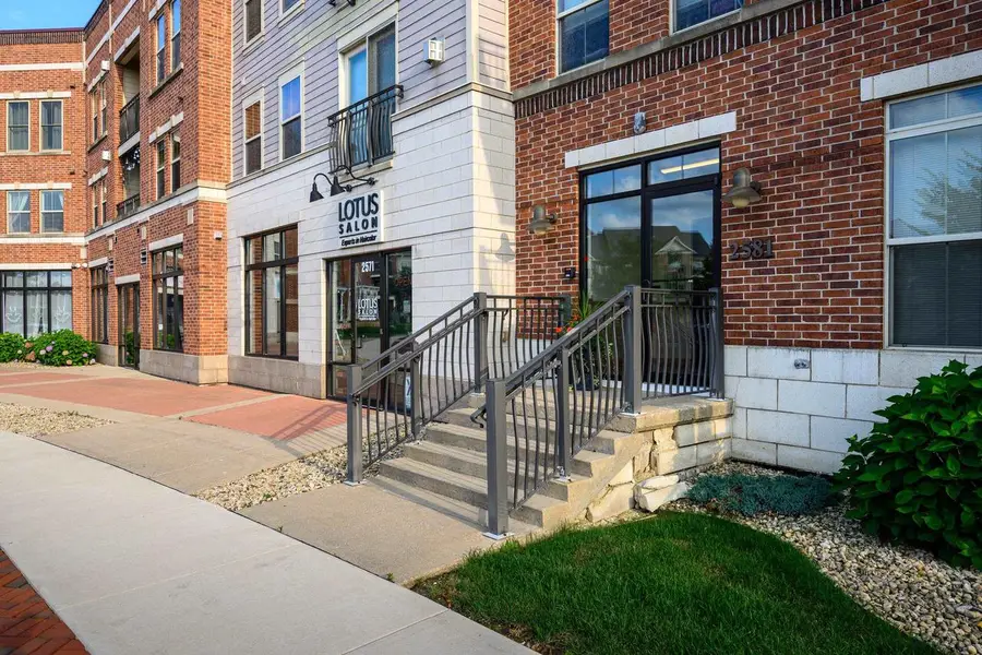 2581 Smiths Crossing #101, Madison, WI 53783 - #2