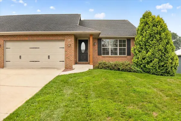 3321 Crabapple Lane #2, Janesville, WI 53548