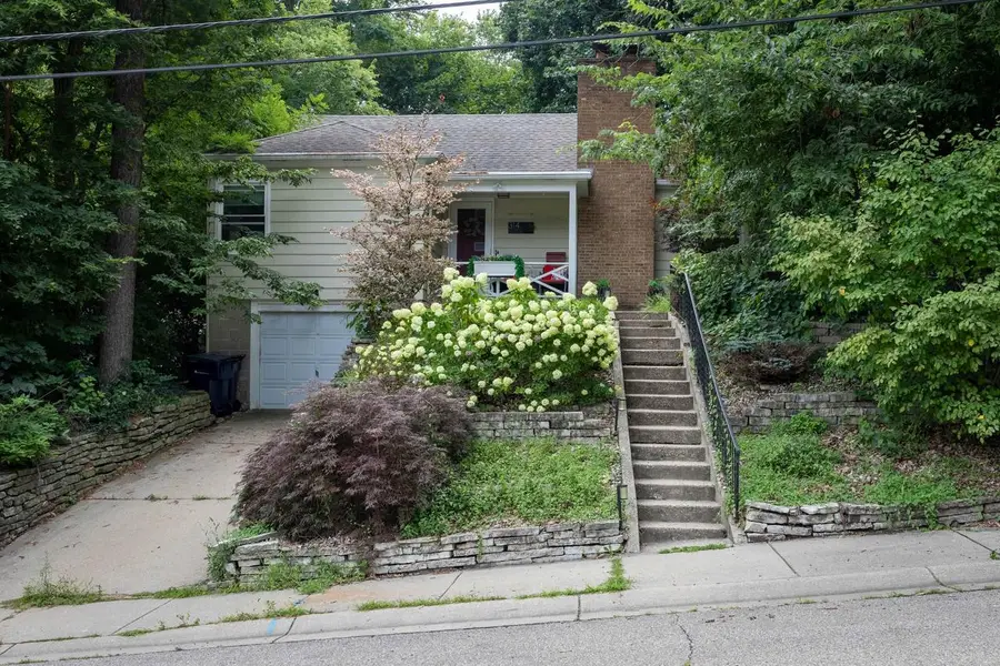 314 S Atwood Avenue, Janesville, WI 53545 - #2