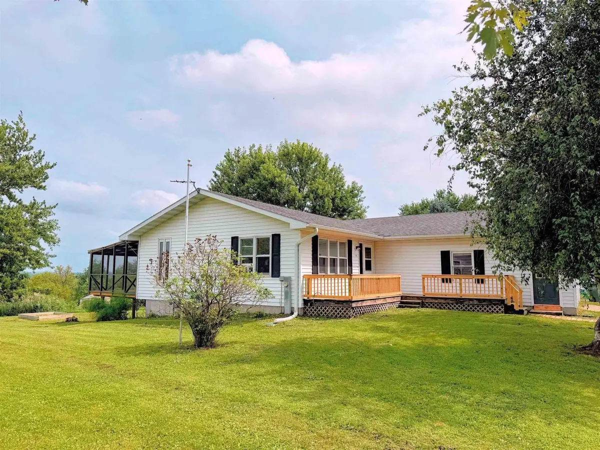 120 Shanghai Ridge Road, Wauzeka, WI 53826 - #1